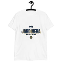 Jardinera Jubilada 2026 - Camiseta regalo — White