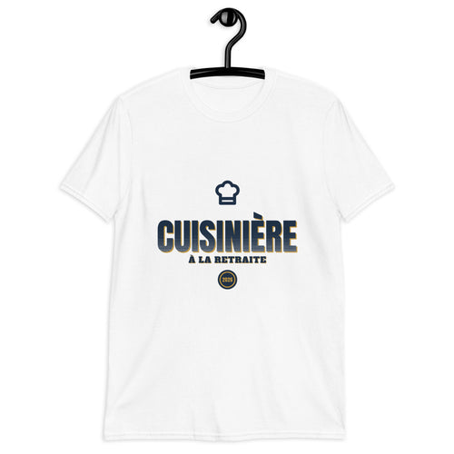 Cuisinière à la retraite 2026 - T-shirt cadeau